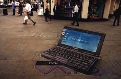Laptop chalk drawing
